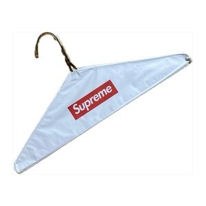 Supreme FW24 wire hanger